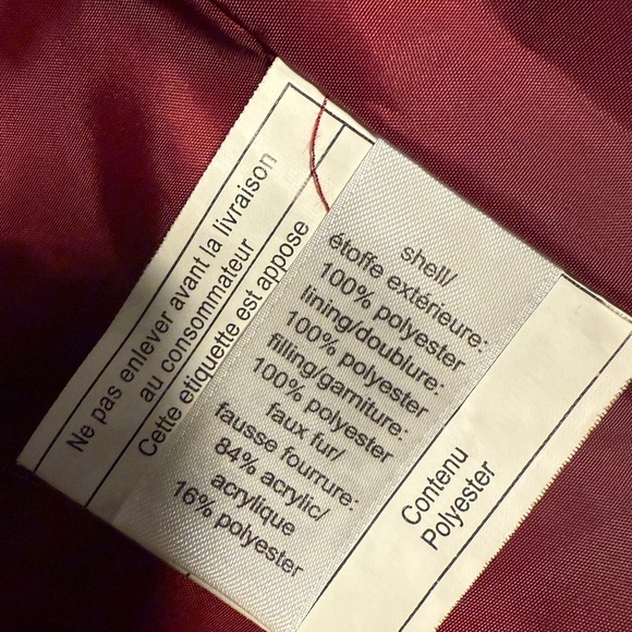 MAURICES Burgundy Quilted Vest Size Small - Picture 6 of 6